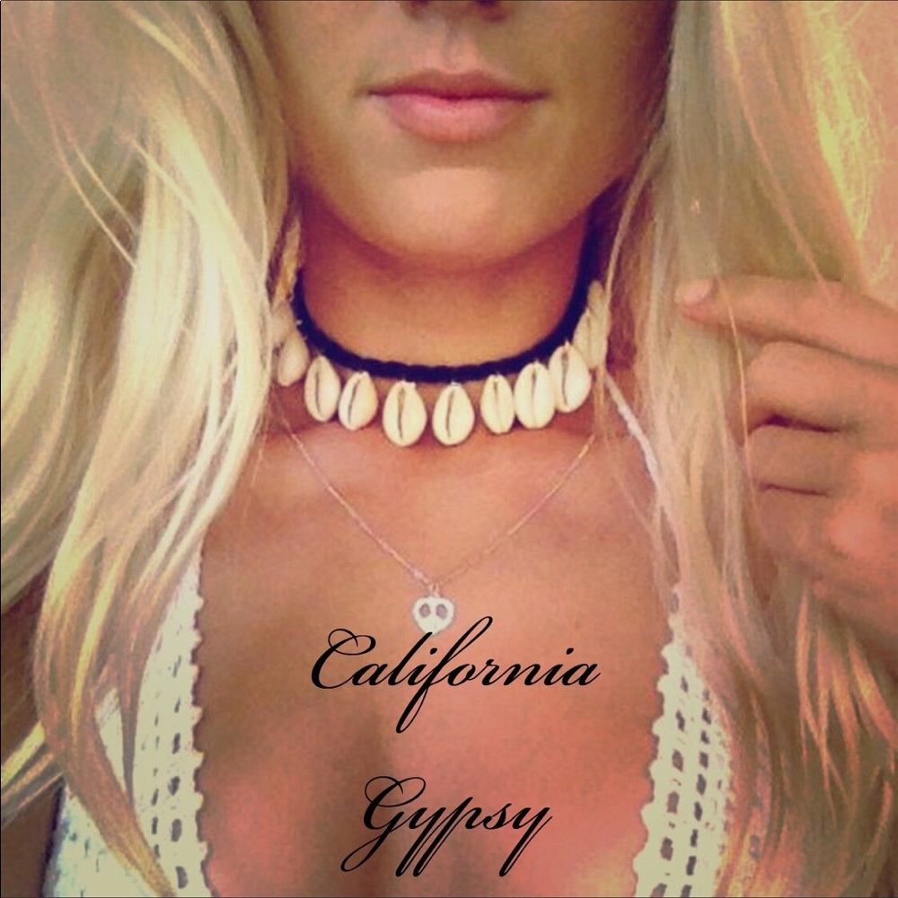Boho beach bohemian conch shell choker๐ - Picture 1 of 3